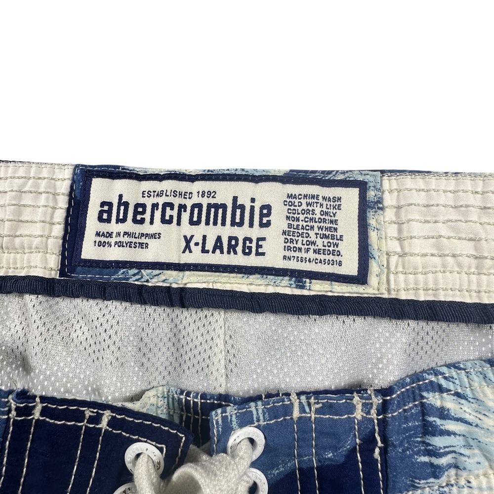Abercrombie Mens XL Board Shorts Navy Blue Floral Swim Trunks Y2K VTG Surfcore - Picture 8 of 10